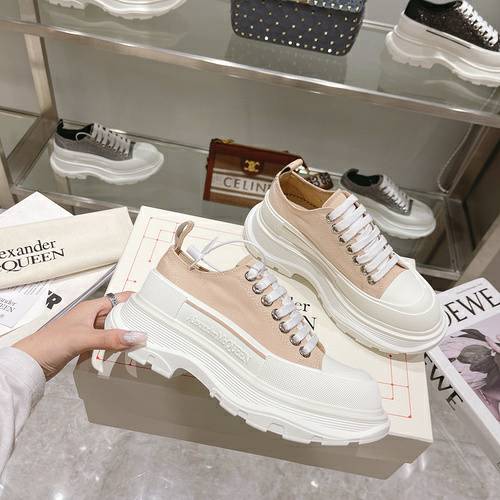 Picture of Alexander McQueen Shoes Men _SKUfw114236611fw